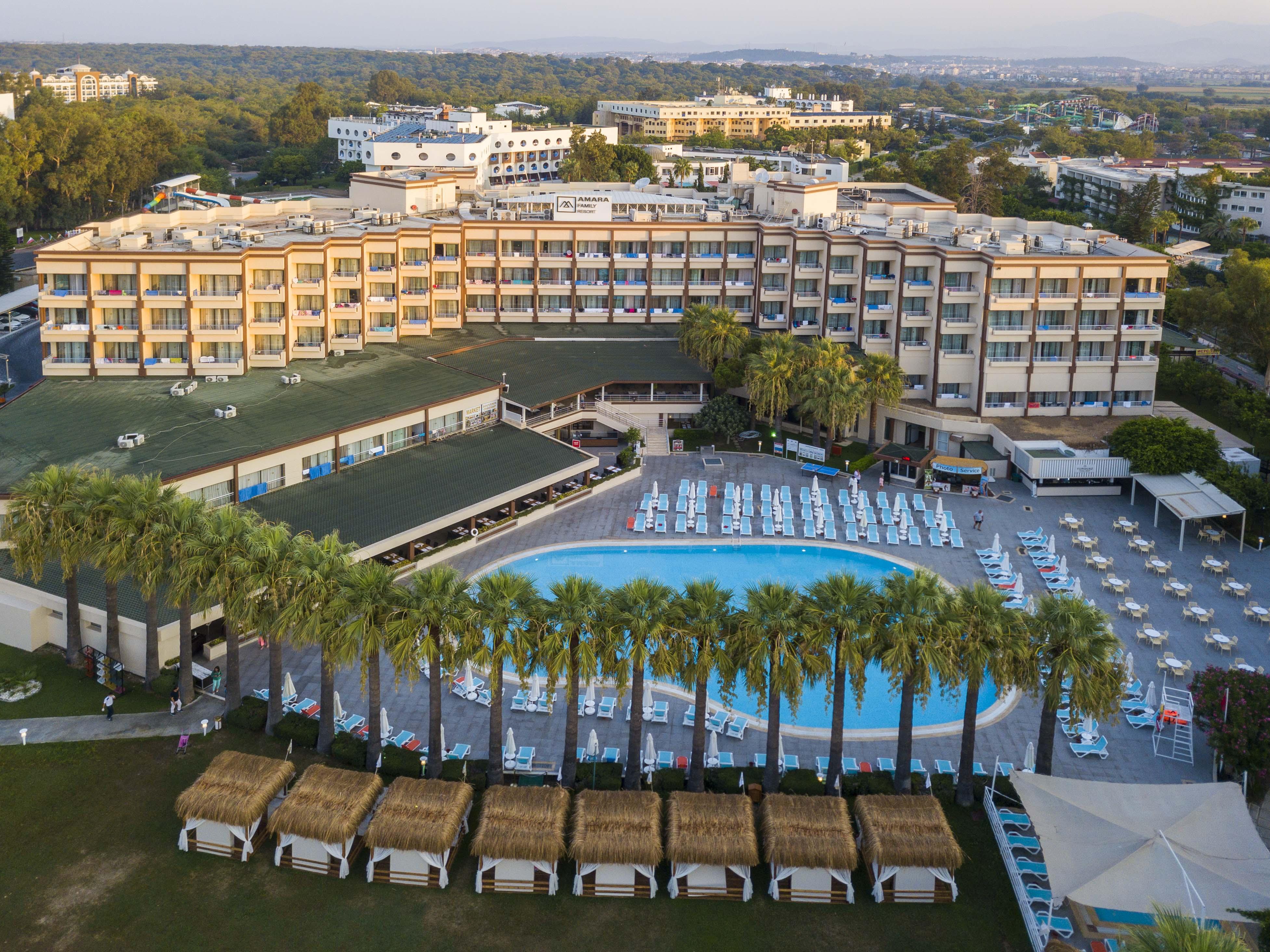 Amara Family Resort Side Exterior foto