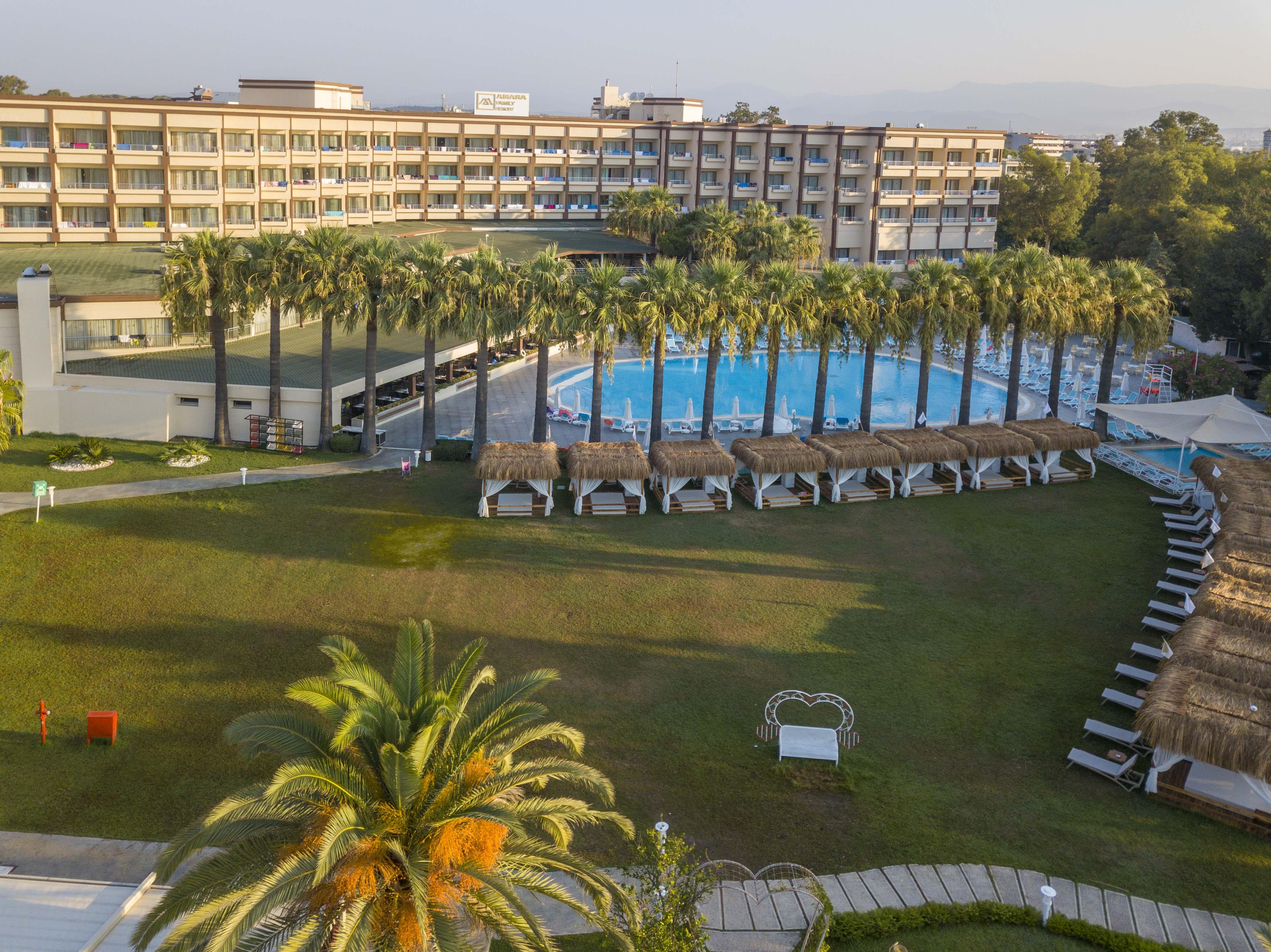 Amara Family Resort Side Exterior foto