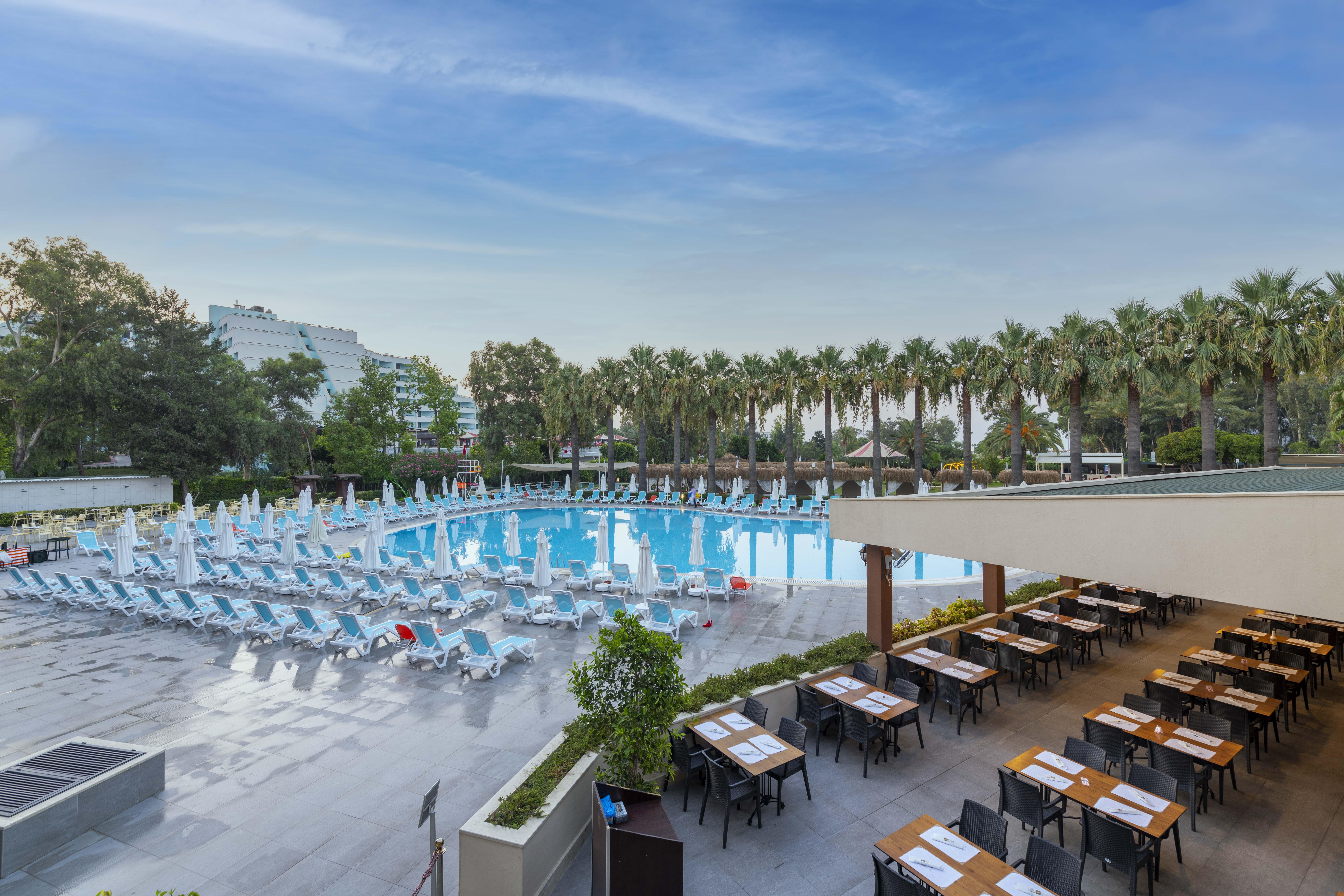 Amara Family Resort Side Exterior foto