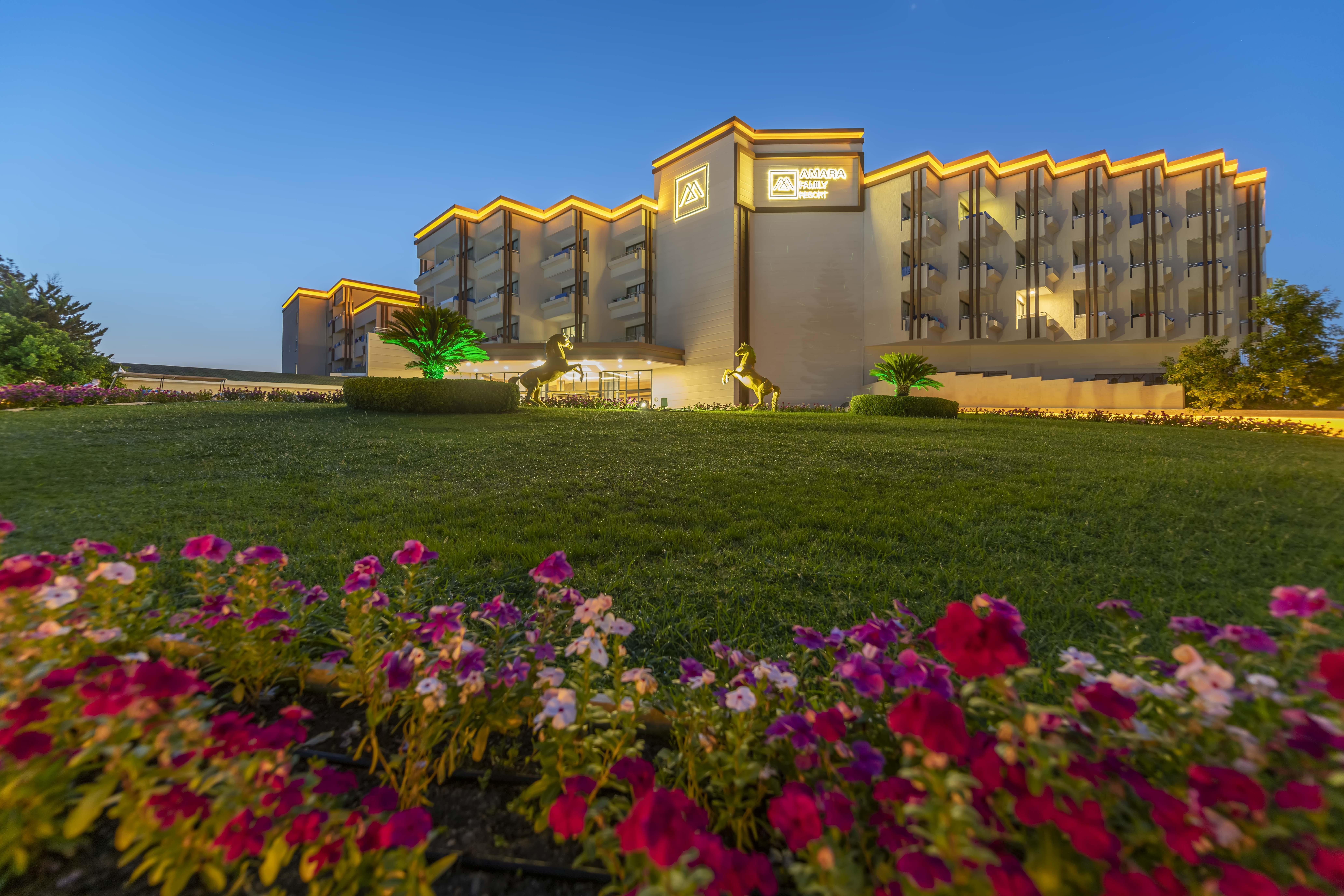 Amara Family Resort Side Exterior foto